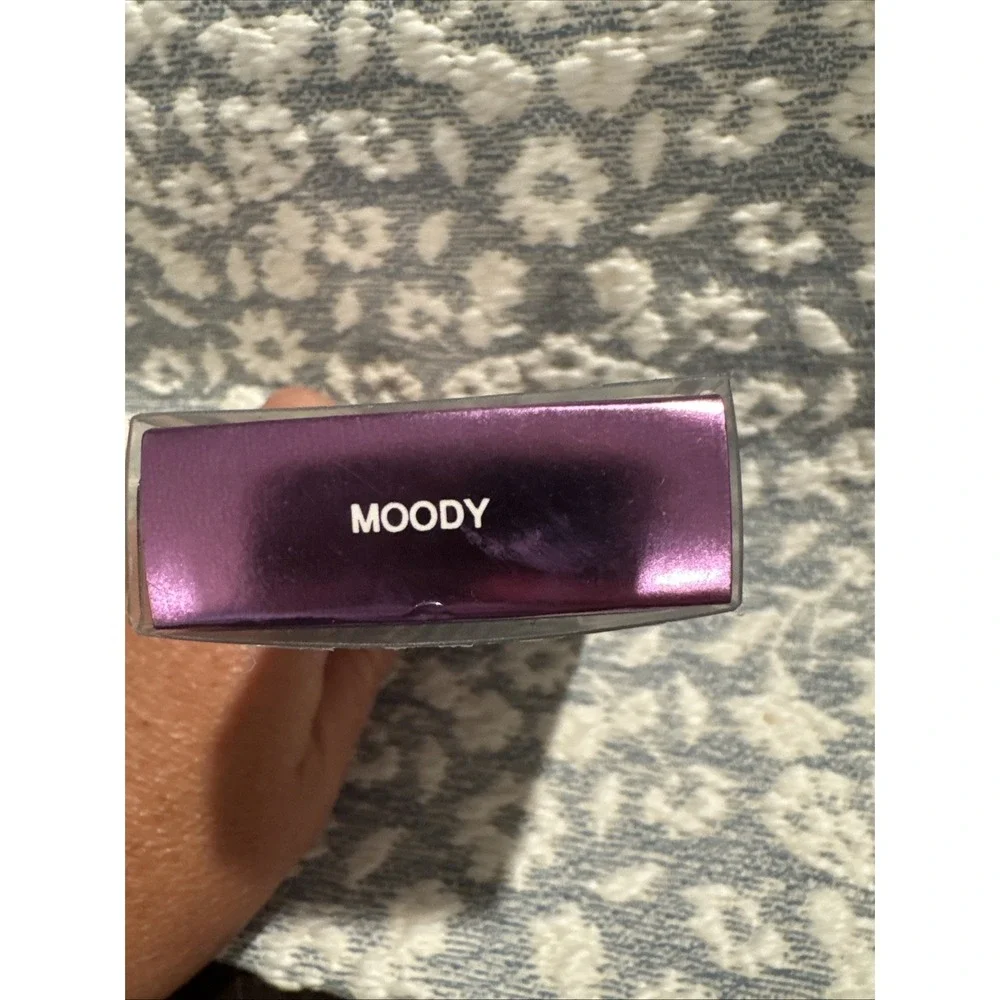 Huda Beauty Lip Strobe - Moody - NIB - Strobing Metallic Lip Gloss - Purple
